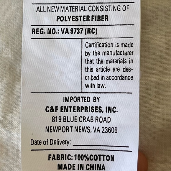 - Two pillows cover by shams - Picture 6 of 12